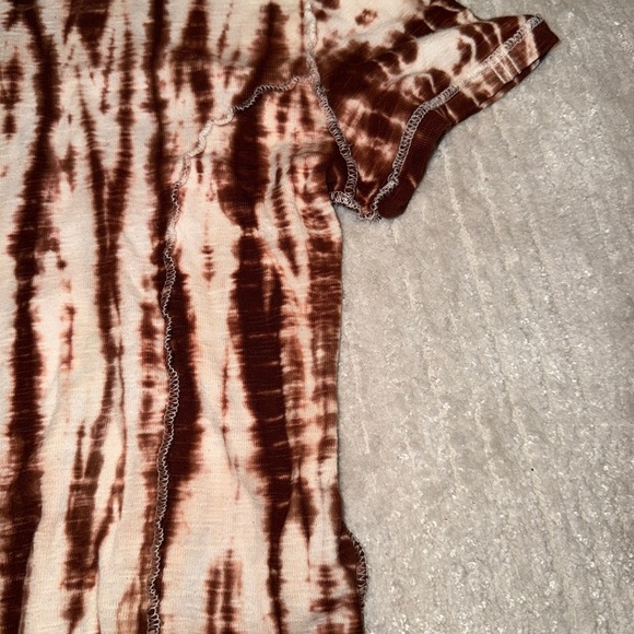 Urban Outfitters Crop tee - Picture 3 of 6